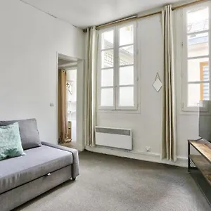 hotel-appartement-centre-de-de-ville-notre-dame.fr-paris.fr/